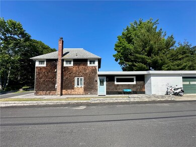 17 Platt St, Bristol, RI 02809 - photo 3