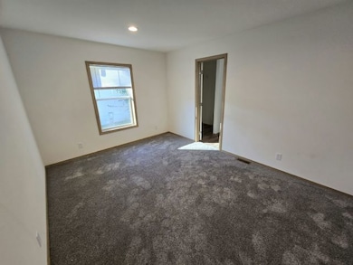 127 Laurinda Ln unit 76, Mankato, MN 56001 - photo 4