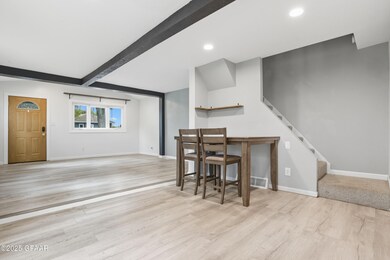 924 N 5th St, Grand Forks, ND 58203 - photo 5