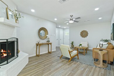 8433 Glenann Dr, North Richland Hills, TX 76182 - photo 2