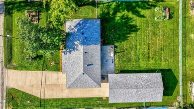 3670 School Dr, Morris, IL 60450 - photo 6