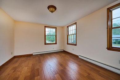 10 Tulip Ln, Greenfield, MA 01301 - photo 6