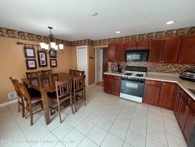 112 Herrick Ave, Staten Island, NY 10309 - photo 7