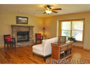 431 Heather Marie Dr, Hendersonville, NC 28792 - photo 2