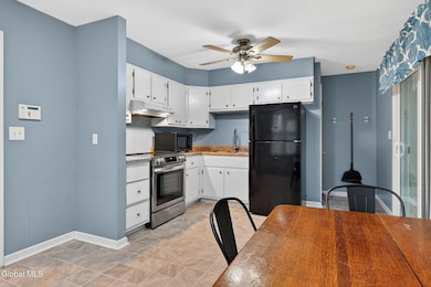 257 Lake Shore Dr, Rensselaer, NY 12144 - photo 7