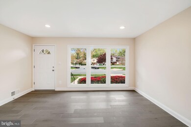 13511 Turkey Branch Pkwy, Rockville, MD 20853 - photo 5