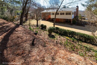 11 Campbell Cir, Asheville, NC 28803 - photo 6