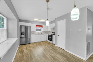 1909 Briar Ridge Dr, Rosenberg, TX 77471 - photo 6