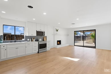 6710 Pinecone Ave, Bakersfield, CA 93308 - photo 6