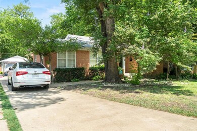 7223 E Mockingbird Ln, Dallas, TX 75214 - photo 2