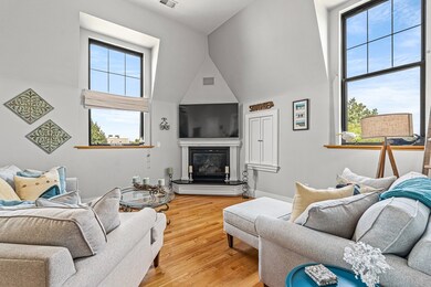 518 E 6th St unit 8, Boston, MA 02127 - photo 4