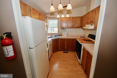 39 Swift Run Dr, Sicklerville, NJ 08081 - photo 3