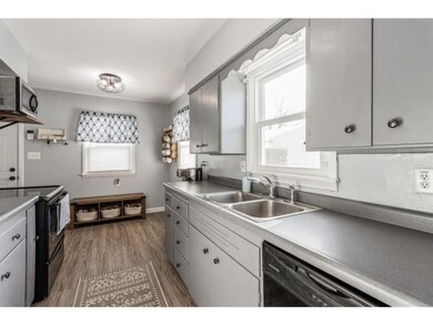 209 E Park Ave, Des Moines, IA 50315 - photo 5