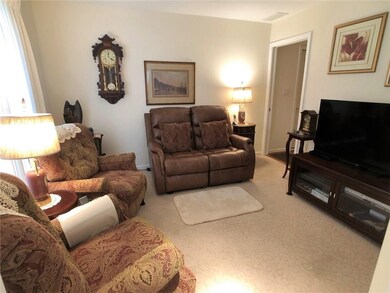 5158 Montpelier Ct, Columbus, IN 47203 - photo 5