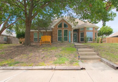 509 N Winding Oaks Dr, Wylie, TX 75098 - photo 2