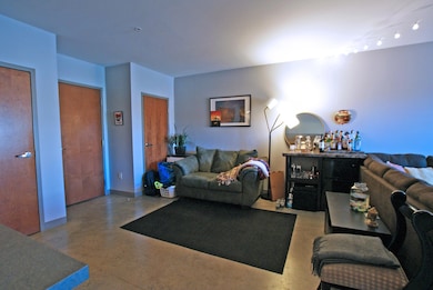 767 N High St unit 202, Columbus, OH 43215 - photo 3