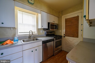 1518 Gridley Ln, Silver Spring, MD 20902 - photo 3