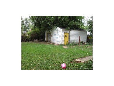 317 Mary St, Jeffersonville, IN 47130 - photo 2