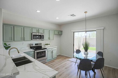 39702 N High Noon Way Phoenix AZ 85086 X