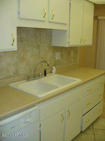 17451 N 105th Ave, Sun City, AZ 85373 - photo 6