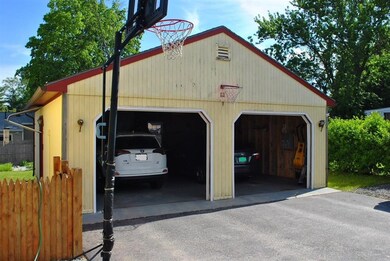 36 Jeanine St, Manchester, NH 03103 - photo 3