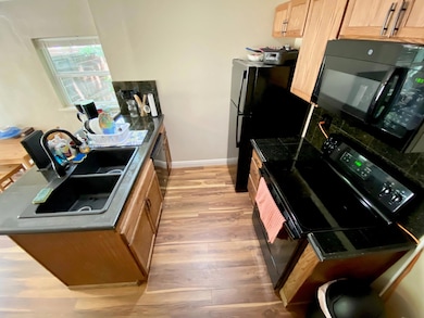 3711 Vineland Dr unit B, Austin, TX 78722 - photo 3