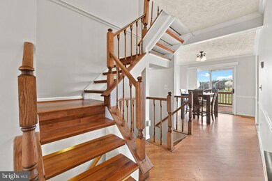 13319 Burkitts Rd, Fairfax, VA 22033 - photo 5