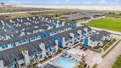 Love the water? Enjoy the beach or the pool!