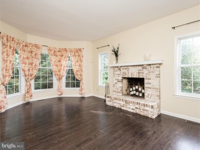 2098 Saint Peters Rd, Pottstown, PA 19465 - photo 5