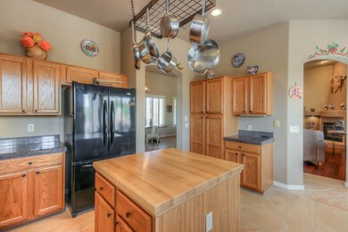 Kitchen (3)