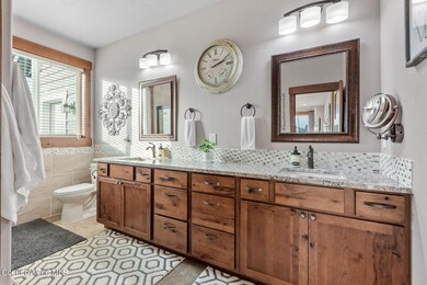 Main Floor Suite Bathroom
