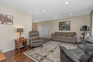 1-LivingRoom