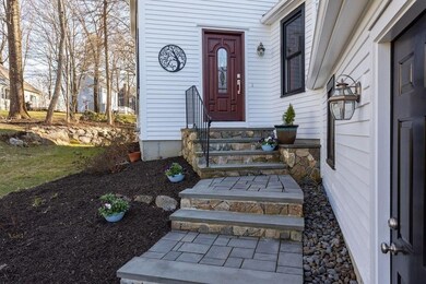 116 Floral St, Shrewsbury, MA 01545 - photo 2