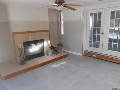 5 Oakland Ave, Schenectady, NY 12302 - photo 5