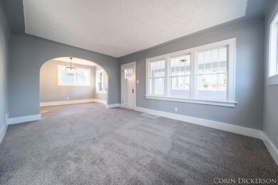 5-web-or-mls-62-s-kensington-st