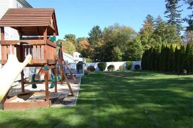 7 Swan Pond Rd, North Reading, MA 01864 - photo 5