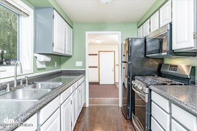 06-Kitchen_MAX7272