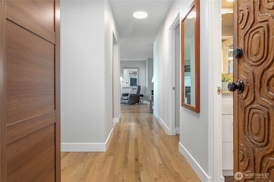 510 S State St unit 2, Bellingham, WA 98225 - photo 3