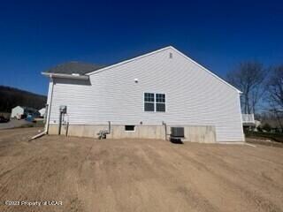 739 Quarry Rd, Drums, PA 18222 - photo 3