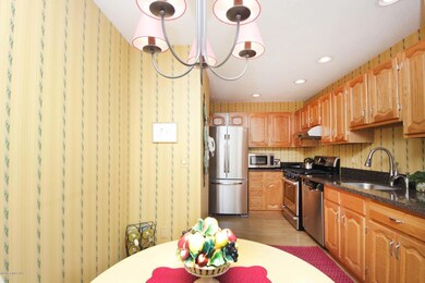 912 Foxboro Dr, Norwalk, CT 06851 - photo 7