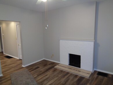 86 Neff Living Rm