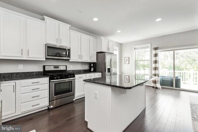 8151 Hollow Ct, Severn, MD 21144 - photo 7