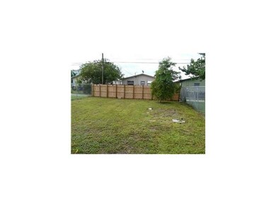 2214 Douglas St, Hollywood, FL 33020 - photo 4
