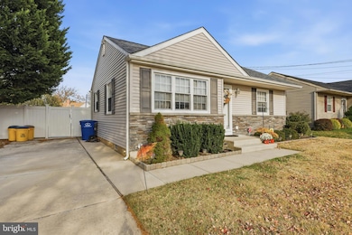 19 Farnsworth Ave, Maple Shade, NJ 08052 - photo 4