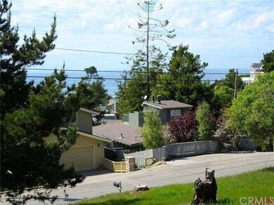Panoramic ocea views.