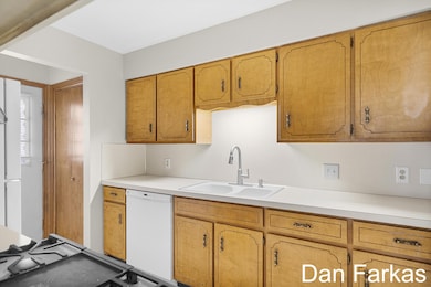 5143 Southglow Ct SE unit 169, Grand Rapids, MI 49508 - photo 6