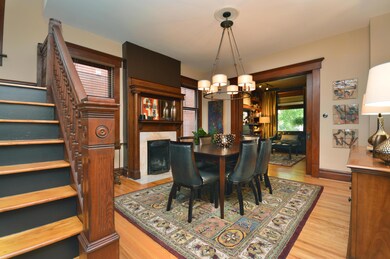 Dining Room (3)