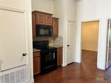 2306 Valley Forge Ave unit B, Temple, TX 76504 - photo 4