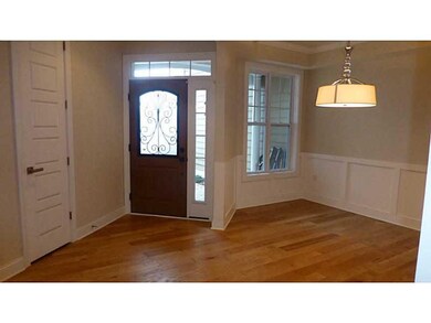 Entry/Foyer.