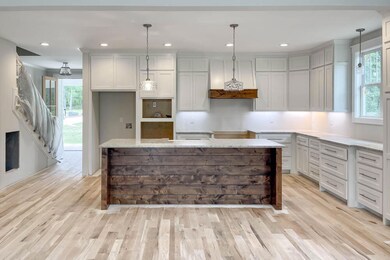 Kitchen island!